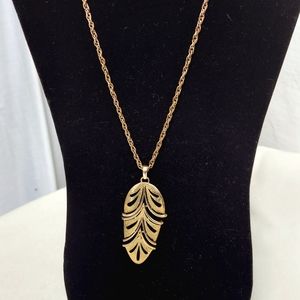 Necklace Leaf Pendant, Vintage, Brassy Goldtone On Matching Chain Articulating!!